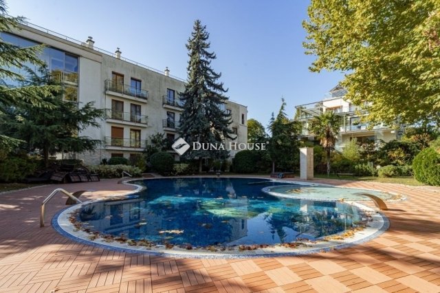 Eladó téglalakás, Budapesten, III. kerületben 245 M Ft, 4 szobás