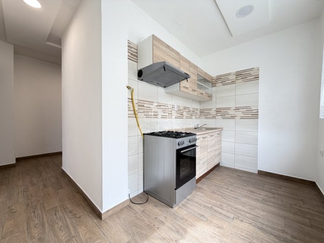 Kiadó panellakás, albérlet, Székesfehérvárott 170 E Ft / hó