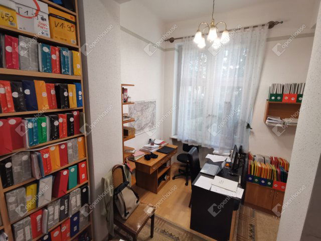 Eladó téglalakás, Székesfehérvárott 68.9 M Ft, 2 szobás