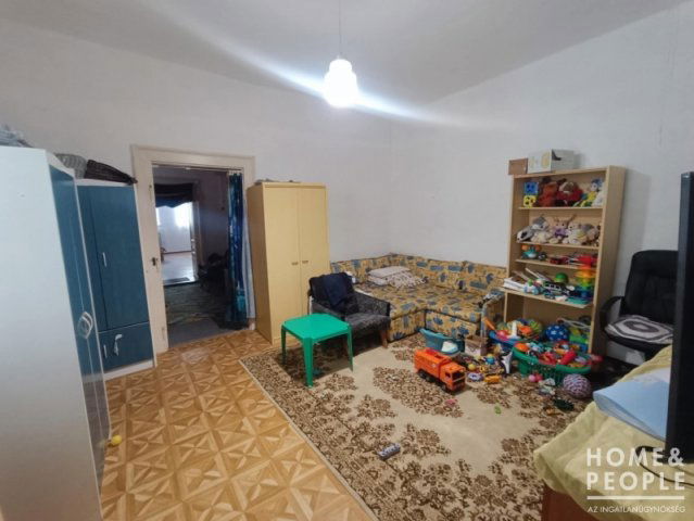 Eladó családi ház, Hódmezővásárhelyen 29.99 M Ft, 4 szobás