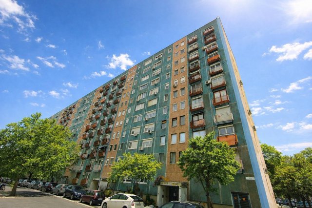 Eladó panellakás, Budapesten, III. kerületben 59.8 M Ft