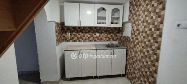 Eladó nyaraló, Baján 19.9 M Ft, 4+2 szobás