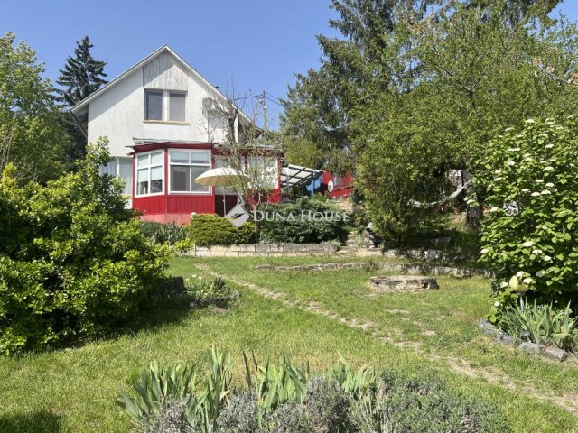 Eladó családi ház, Zsámbékon 89.99 M Ft, 3 szobás