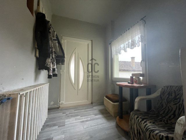 Eladó családi ház, Erdőkövesden 14 M Ft, 2 szobás