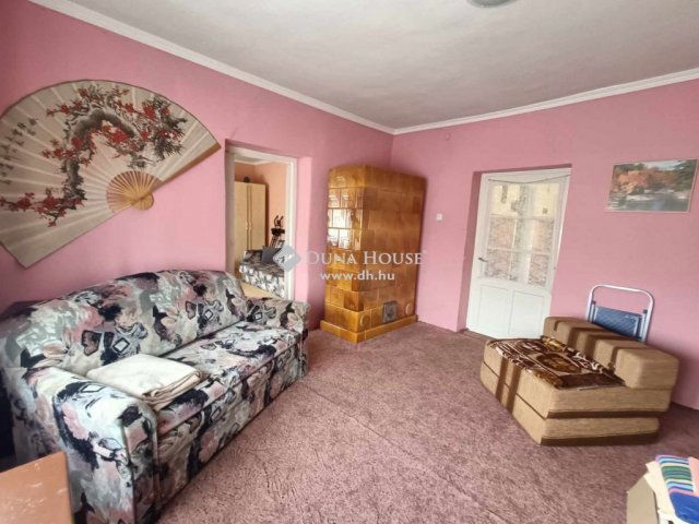 Eladó családi ház, Kecskeméten 59 M Ft, 2 szobás