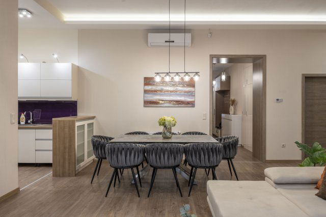 Eladó téglalakás, Budapesten, VI. kerületben, Király utcában