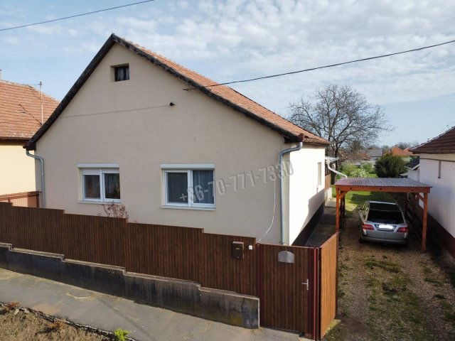 Eladó családi ház, Hevesen 35.9 M Ft, 3 szobás