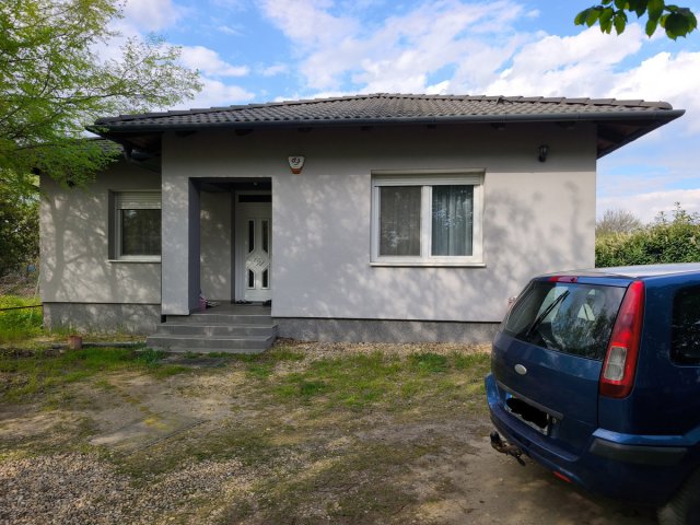 Eladó családi ház, Gyálon 139 M Ft, 2+3 szobás