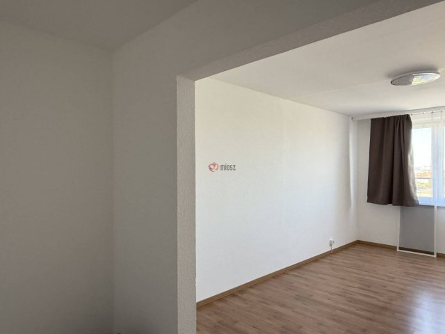 Kiadó panellakás, albérlet, Székesfehérvárott 210 E Ft / hó