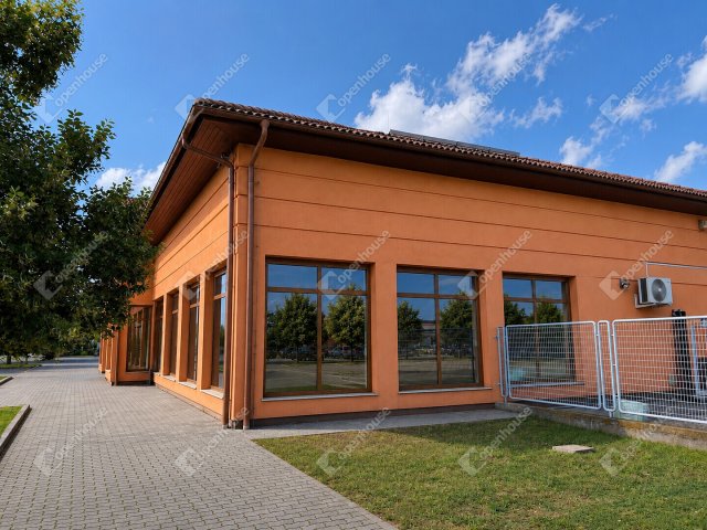 Eladó telek, Siófokon 500 M Ft / költözzbe.hu