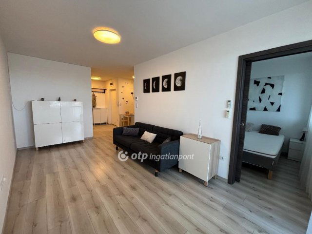 Eladó téglalakás, Budapesten, XI. kerületben 105 M Ft, 2 szobás