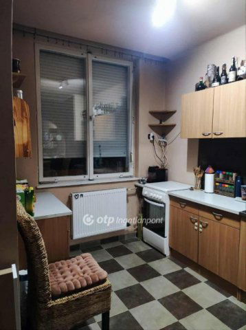 Eladó téglalakás, Mohácson 31 M Ft, 2 szobás