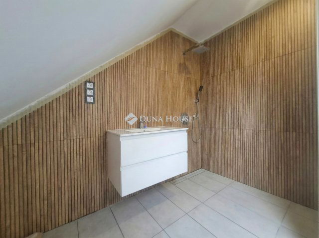 Eladó téglalakás, Budapesten, XVI. kerületben 69.9 M Ft