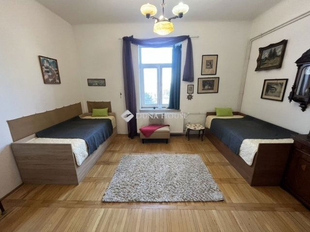 Eladó téglalakás, Budapesten, VIII. kerületben 88 M Ft, 2 szobás