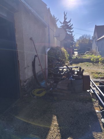 Eladó családi ház, Szentantalfán 49 M Ft, 2 szobás