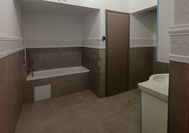 Eladó üzlethelyiség, Reszneken 52 M Ft / költözzbe.hu
