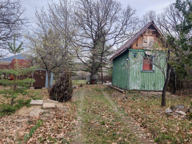 Eladó mezogazdasagi ingatlan, Gyöngyöstarjánon 9 M Ft
