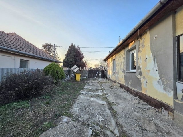 Eladó családi ház, Gyömrőn 85 M Ft, 7 szobás