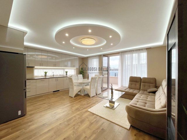 Kiadó téglalakás, albérlet, Debrecenben 900 E Ft / hó, 4 szobás