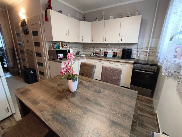 Eladó téglalakás, Miskolcon 35.9 M Ft, 2+1 szobás