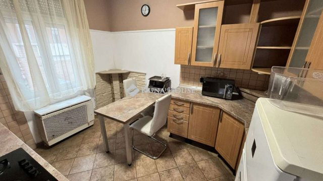 Kiadó téglalakás, albérlet, Szombathelyen 150 E Ft / hó