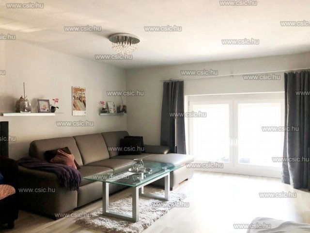 Eladó téglalakás, Budapesten, VIII. kerületben 38.5 M Ft