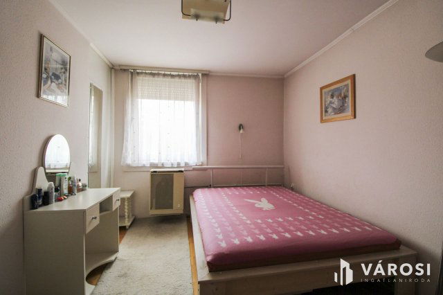 Eladó családi ház, Békéscsabán 42.9 M Ft, 4 szobás