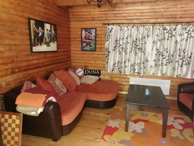 Eladó családi ház, Pilisszentkereszten 109 M Ft, 6 szobás