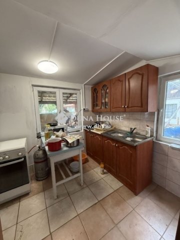 Eladó családi ház, Pócsmegyeren 36.5 M Ft, 2 szobás