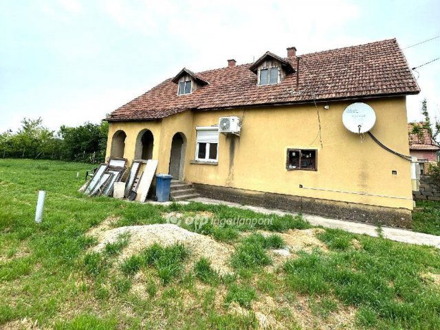 Eladó családi ház, Tiszatenyőn 21.5 M Ft, 3+1 szobás