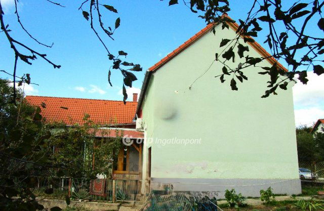 Eladó családi ház, Zselickisfaludon 34.4 M Ft, 3 szobás