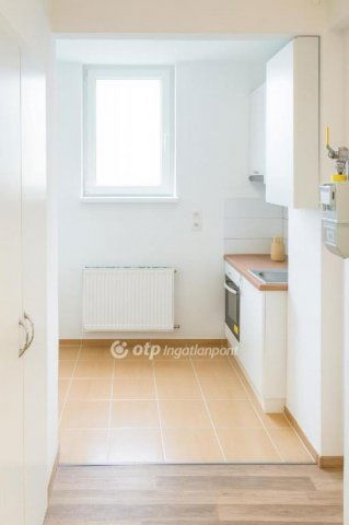 Eladó téglalakás, Dunakeszin 59.9 M Ft, 2 szobás