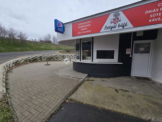 Kiadó üzlethelyiség, Pécsett 61 E Ft / hó