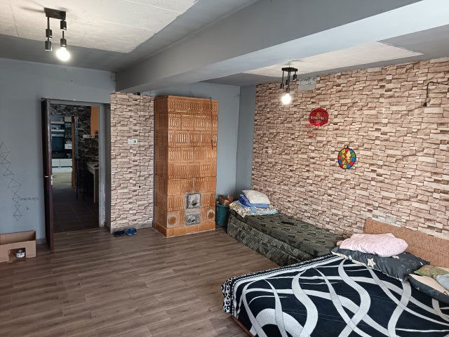 Eladó családi ház, Zsákán 8 M Ft, 2 szobás