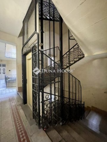 Eladó téglalakás, Budapesten, II. kerületben 99.9 M Ft, 3 szobás