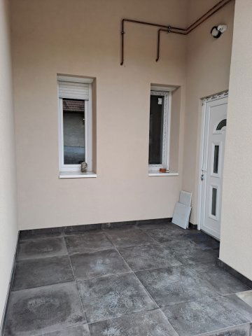 Eladó téglalakás, Cegléden 48 M Ft, 3+1 szobás