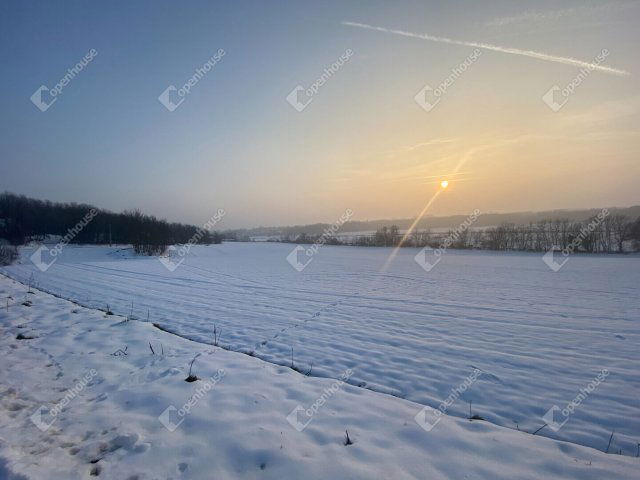 Eladó telek, Öreglakon 12.192 M Ft / költözzbe.hu