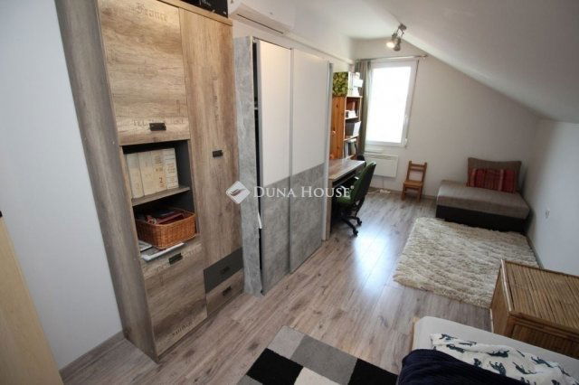 Eladó családi ház, Kecskeméten 82.9 M Ft, 4 szobás