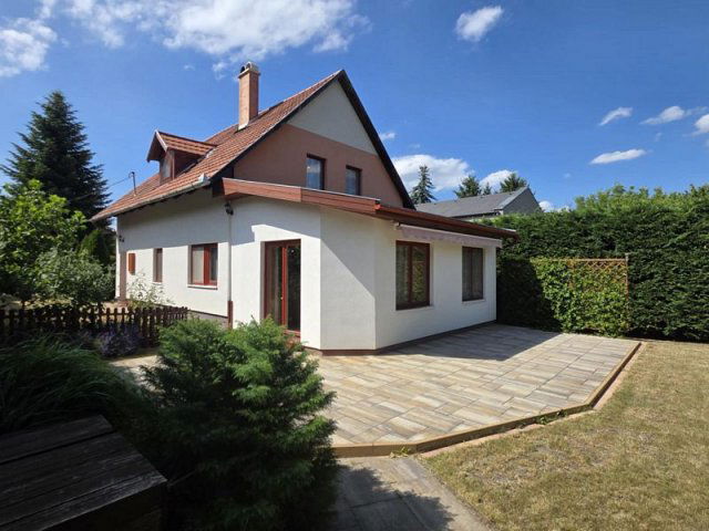 Eladó családi ház, Érden 119.9 M Ft, 5 szobás