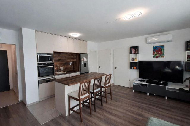 Eladó téglalakás, Tatabányán 66.8 M Ft, 3 szobás