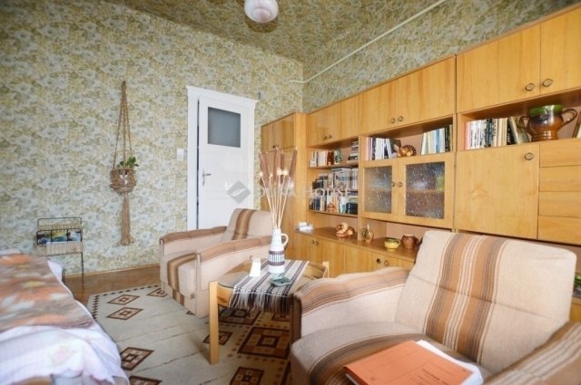 Eladó téglalakás, Budapesten, II. kerületben 80 M Ft, 3 szobás