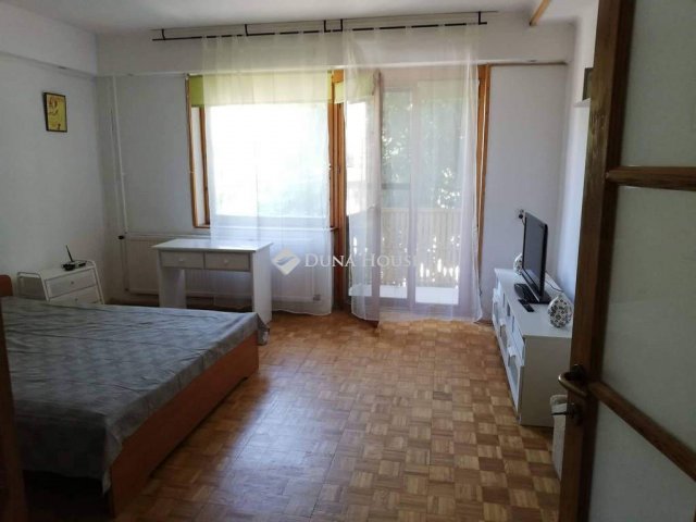 Kiadó téglalakás, albérlet, Szekszárdon 120 E Ft / hó