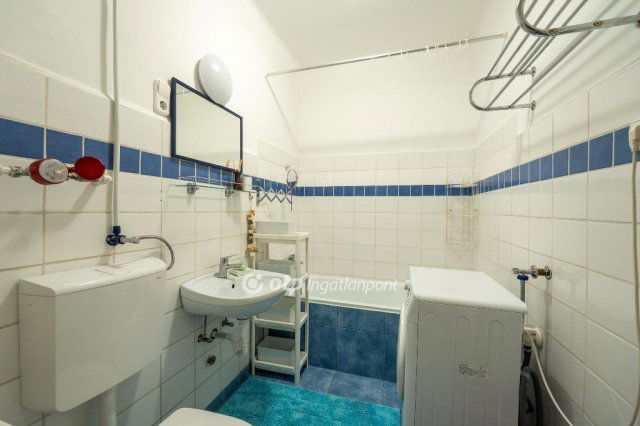 Eladó téglalakás, Budapesten, II. kerületben 74.9 M Ft, 1 szobás