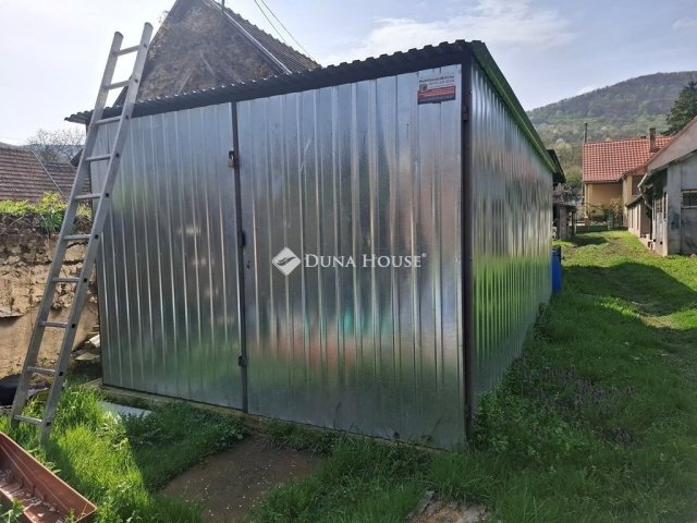 Eladó családi ház, Dömösön 59.99 M Ft, 2 szobás