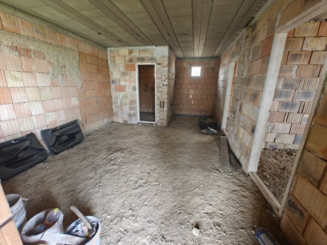 Eladó családi ház, Vácszentlászlón 49.9 M Ft, 6 szobás