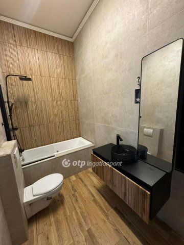 Eladó téglalakás, Budapesten, XIII. kerületben 99.9 M Ft