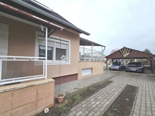 Eladó családi ház, Érden 115 M Ft, 3 szobás