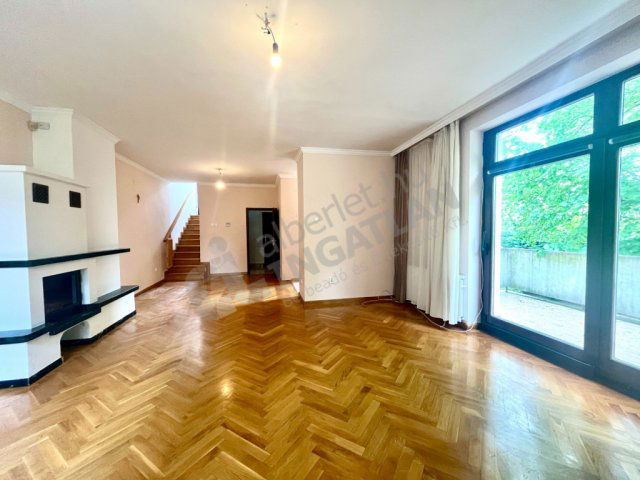 Eladó ikerház, Budapesten, II. kerületben 334.1 M Ft, 5 szobás