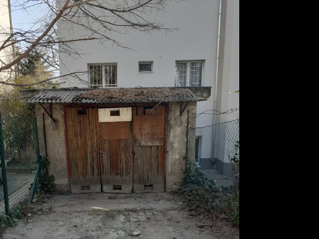 Kiadó garázs, Budapesten, XII. kerületben, Németvölgyi úton