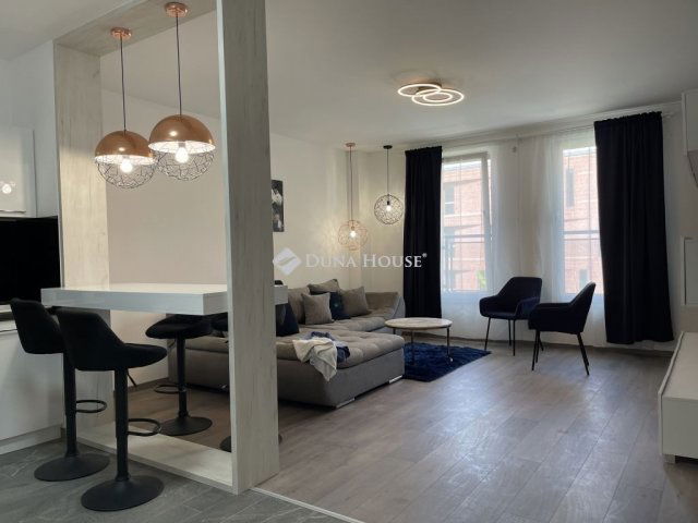 Kiadó téglalakás, albérlet, Debrecenben 285 E Ft / hó, 2 szobás